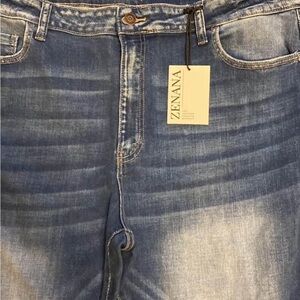 NWT Zenana Womens Size 38 Stretchy Blue Jeans 30" Inseam 16W-18W